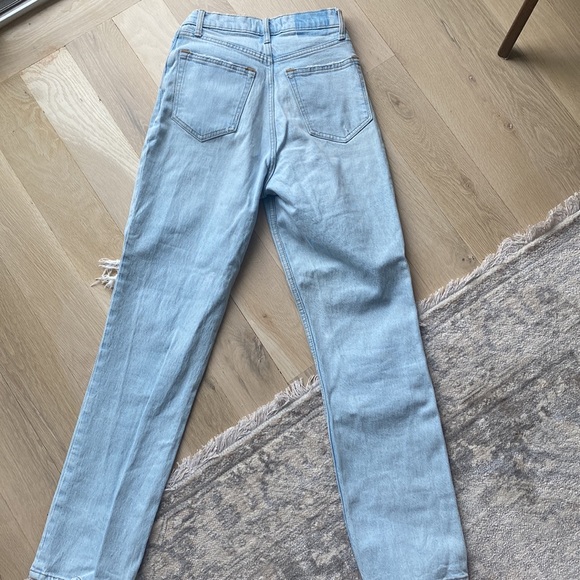 Abercrombie the 90’s Straight Ultra High Rise - Picture 6 of 6